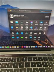 Apple MacBook Pro TouchBar 13.3